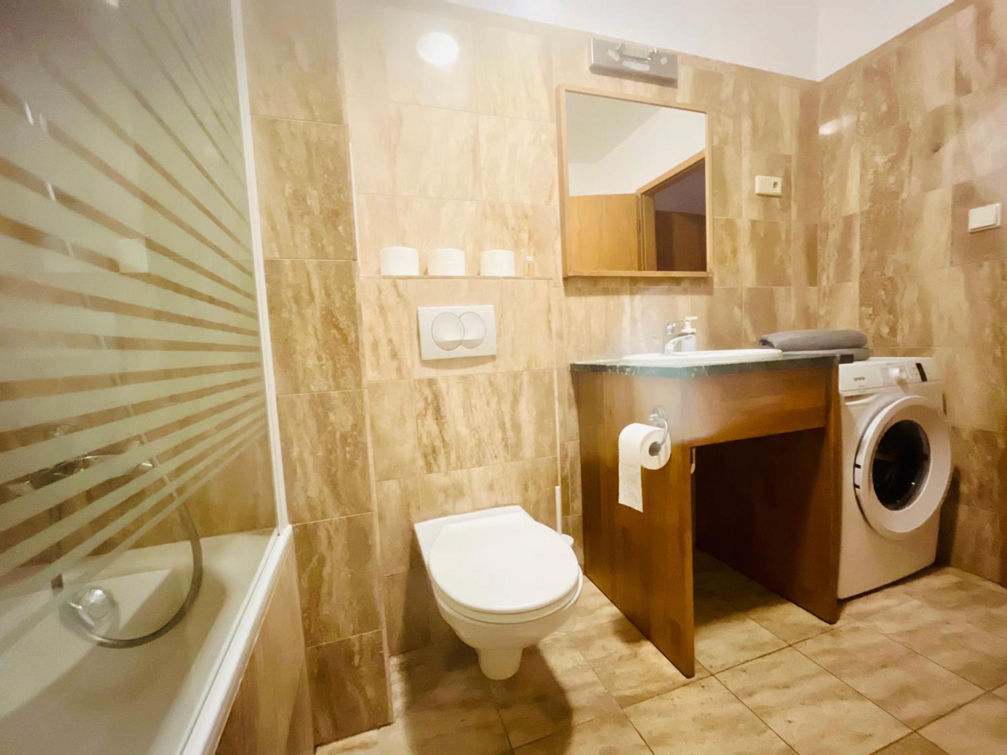 K9 B1.7 Apartment Budapest Exterior photo